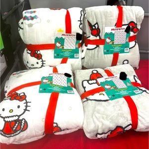Hello kitty queen/full size throw blanket 90inX90in.